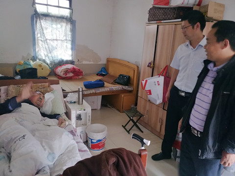 市工投集团领导来公司开展党员结对帮扶工作