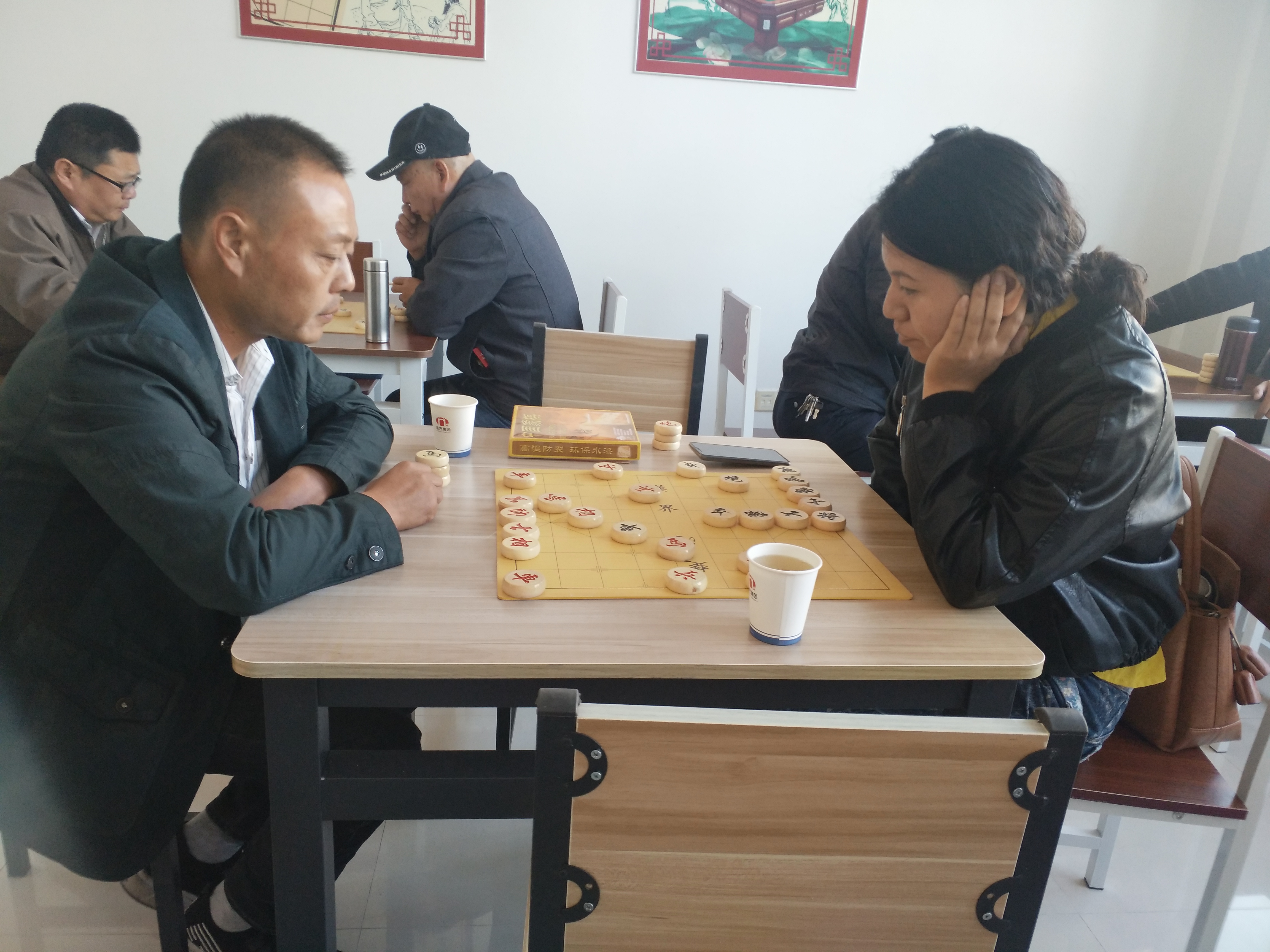 公司工会举办象棋比赛