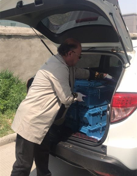 坚定目标谋发展　 齐心协力战疫情