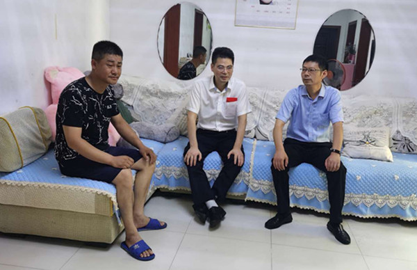 市工行领导走访我公司&ldquo;党员结对帮扶&rdquo;对象