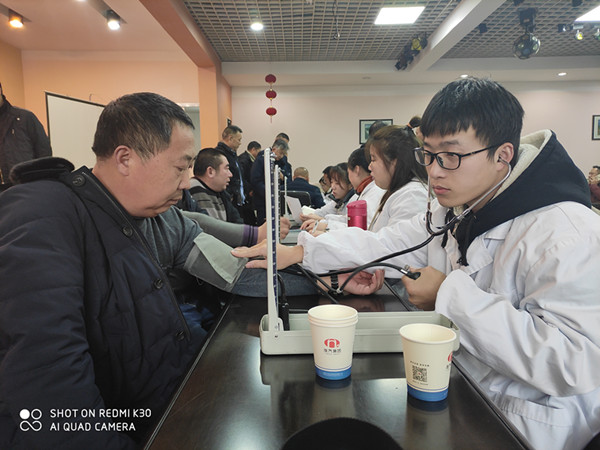 淮汽为驾驶人员进行春运前健康体检