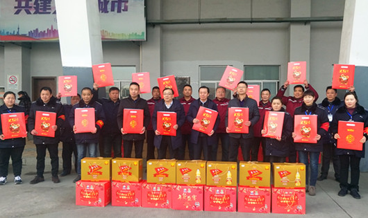 市总工会领导慰问公司一线员工