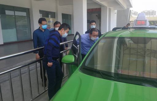 交通运输局局长徐效文带队督查公司文明城市创建工作