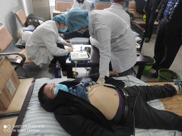 公司组织驾驶人员进行春运前健康体检