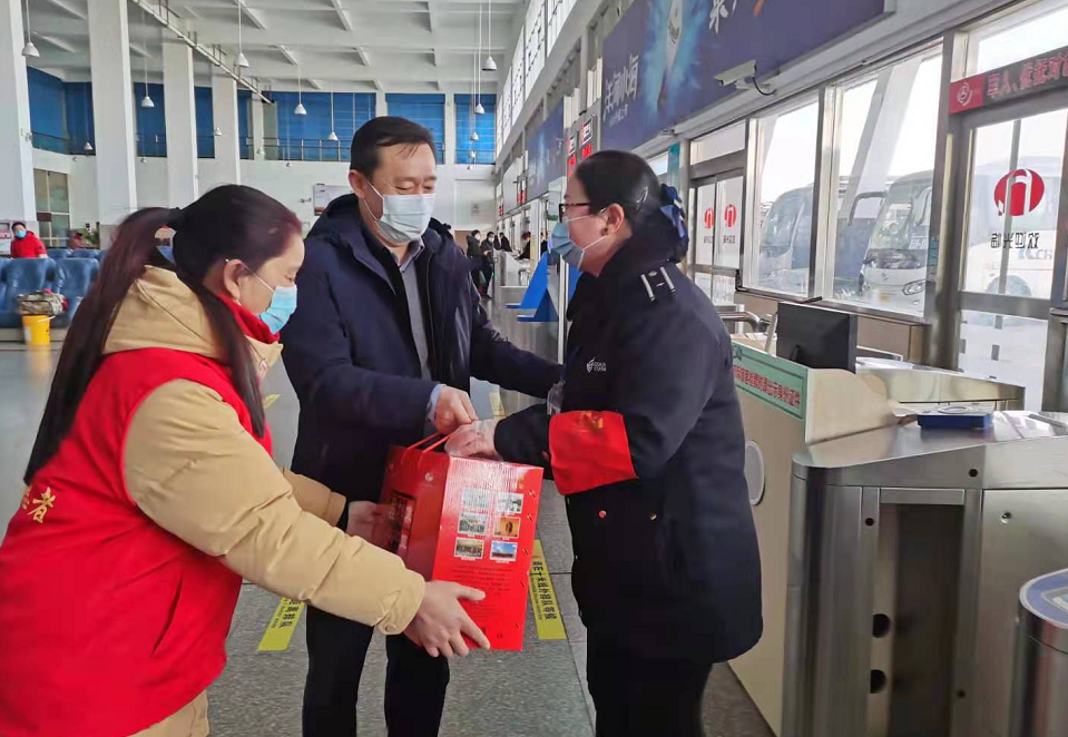 市总工会领导慰问公司一线员工