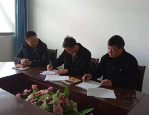 公司开发部积极开辟新业务