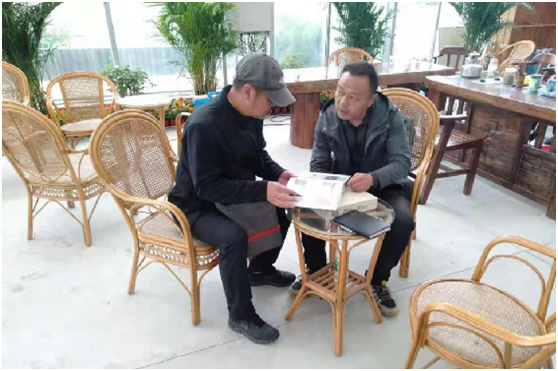 转变思维　不等不靠外拓广告业务