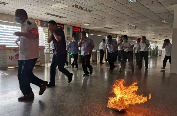 汽车南站开展安全消防反恐演练
