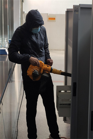 科技中心：为企业复工复产提供保障