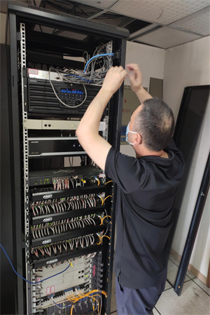 科技中心：为企业复工复产提供保障