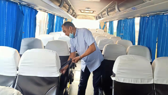 客运公司开展节前车辆专项安全检查