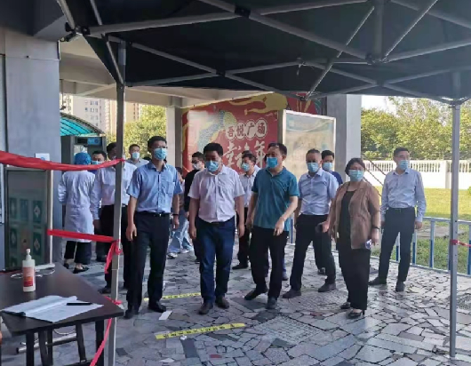 副秘书长马雪检查南站国庆安全生产和疫情防控工作