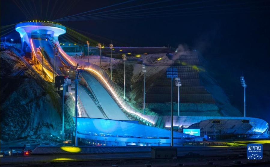 梦想在召唤，奋进新征程——共和国72周年华诞