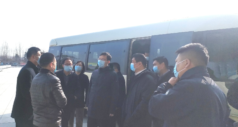 市委书记陈之常莅临南站检查节日安全工作