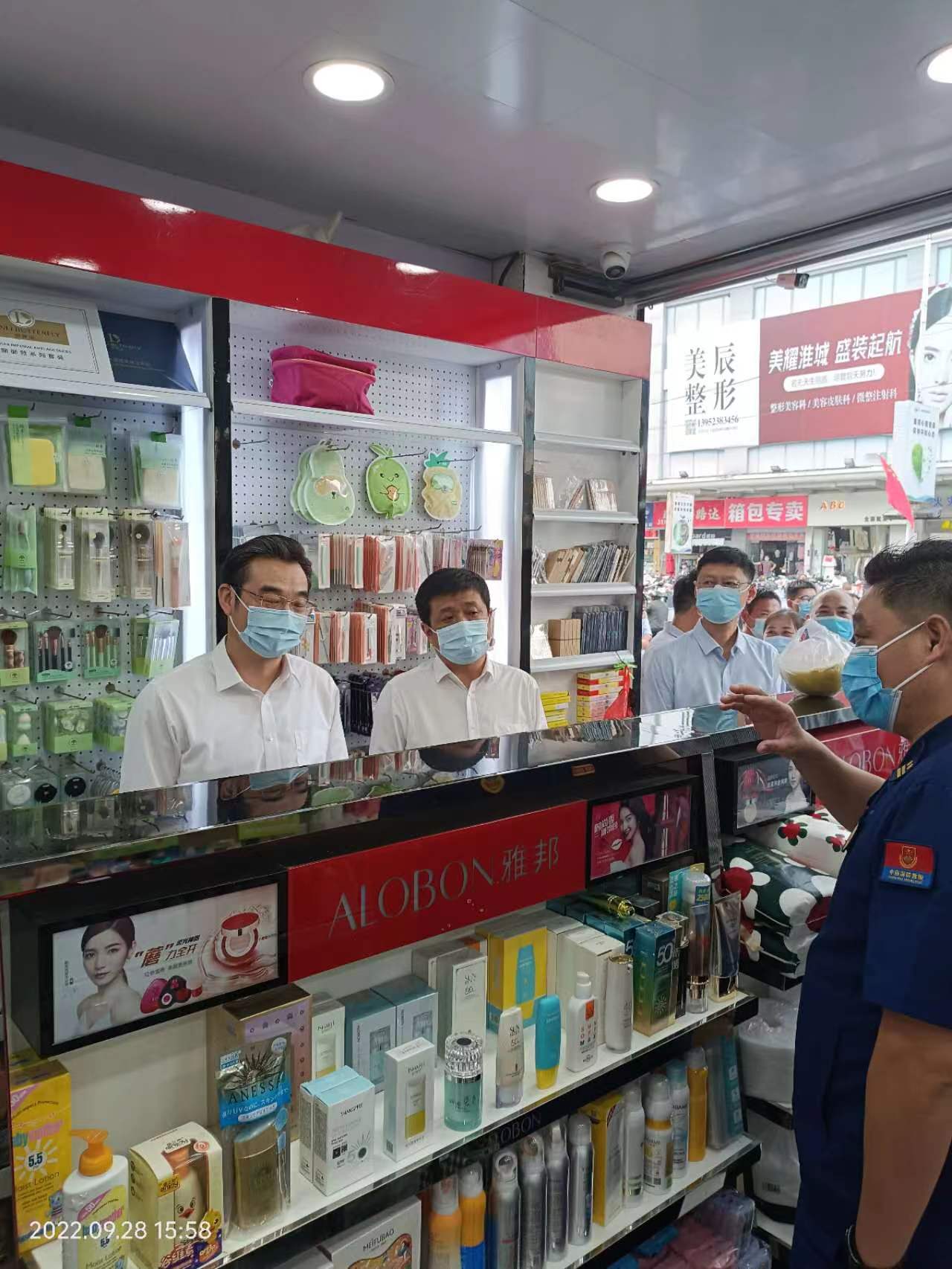 市长史志军检查市场节日安全及疫情防控工作