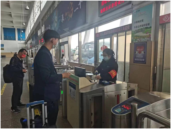 北站党员守岗履职　喜迎二十大召开