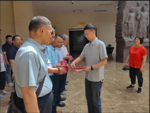 公司党委开展“践初心，强党性，感恩奋进新征程” 主题党日活动