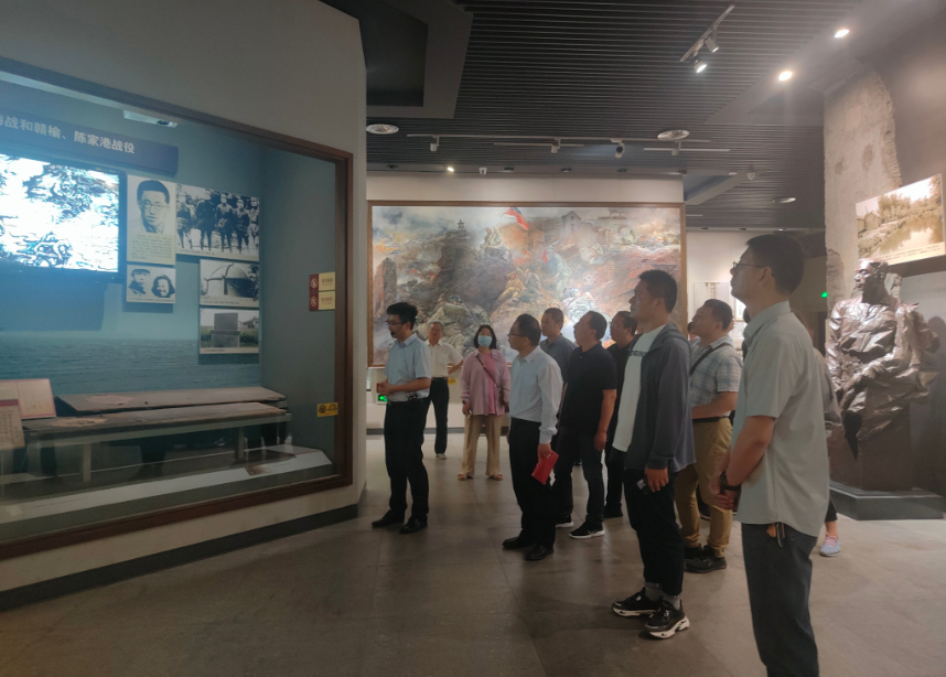 公司党委开展“践初心，强党性，感恩奋进新征程” 主题党日活动