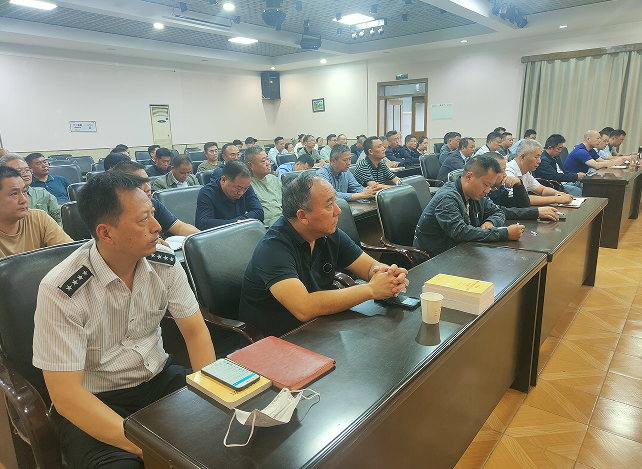 公司党委开展主题教育培训活动