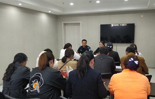 辖区民警深入旅悦酒店开展治安管理培训