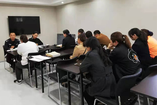 辖区民警深入旅悦酒店开展治安管理培训