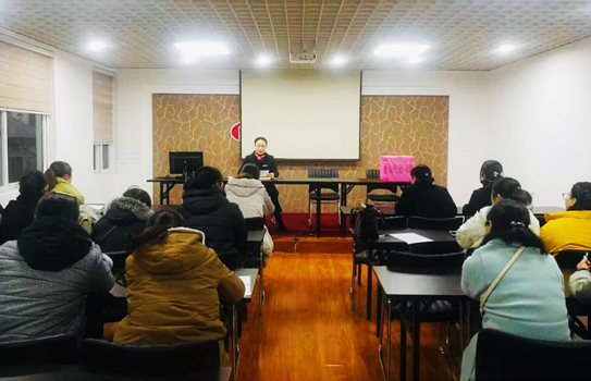 旅悦酒店召开年度总结暨岗位明星评选会