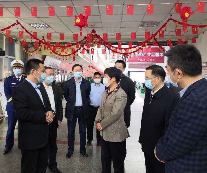 市委书记蔡丽新到南站检查“五一”安全生产工作
